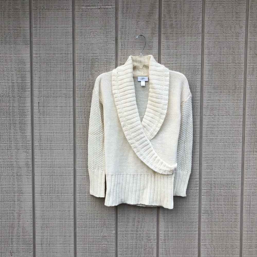 Ann Taylor LOFT alpaca cream lapel sweater, XS